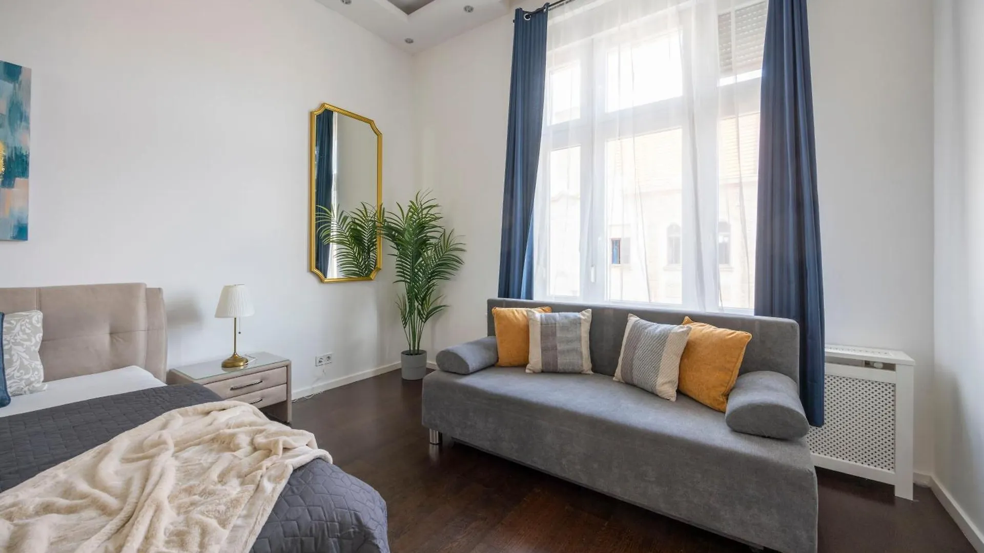 Deluxe & Cozy Wesselenyi Dream Home Next To The Synagogue Budapest Hungary